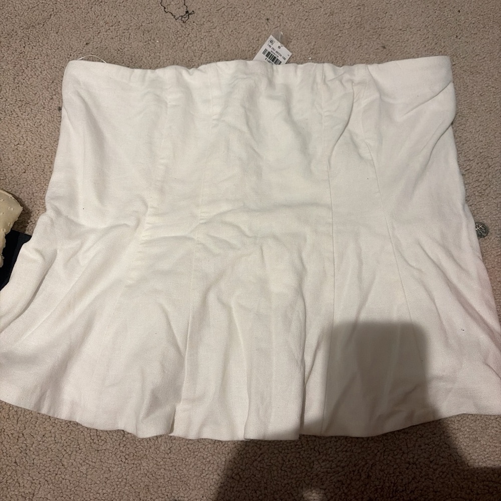 Abercrombie & Fitch White Mini Skirt